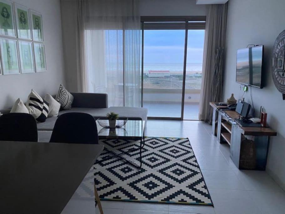Apartment Beachfront *8* W/balcony *