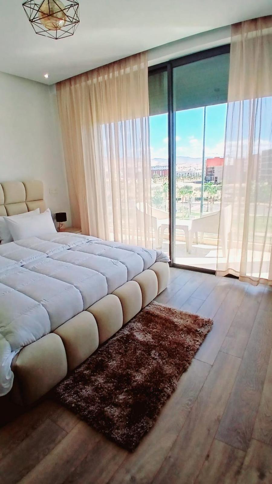 Bay Swimming-pool&beach Front Apartment *