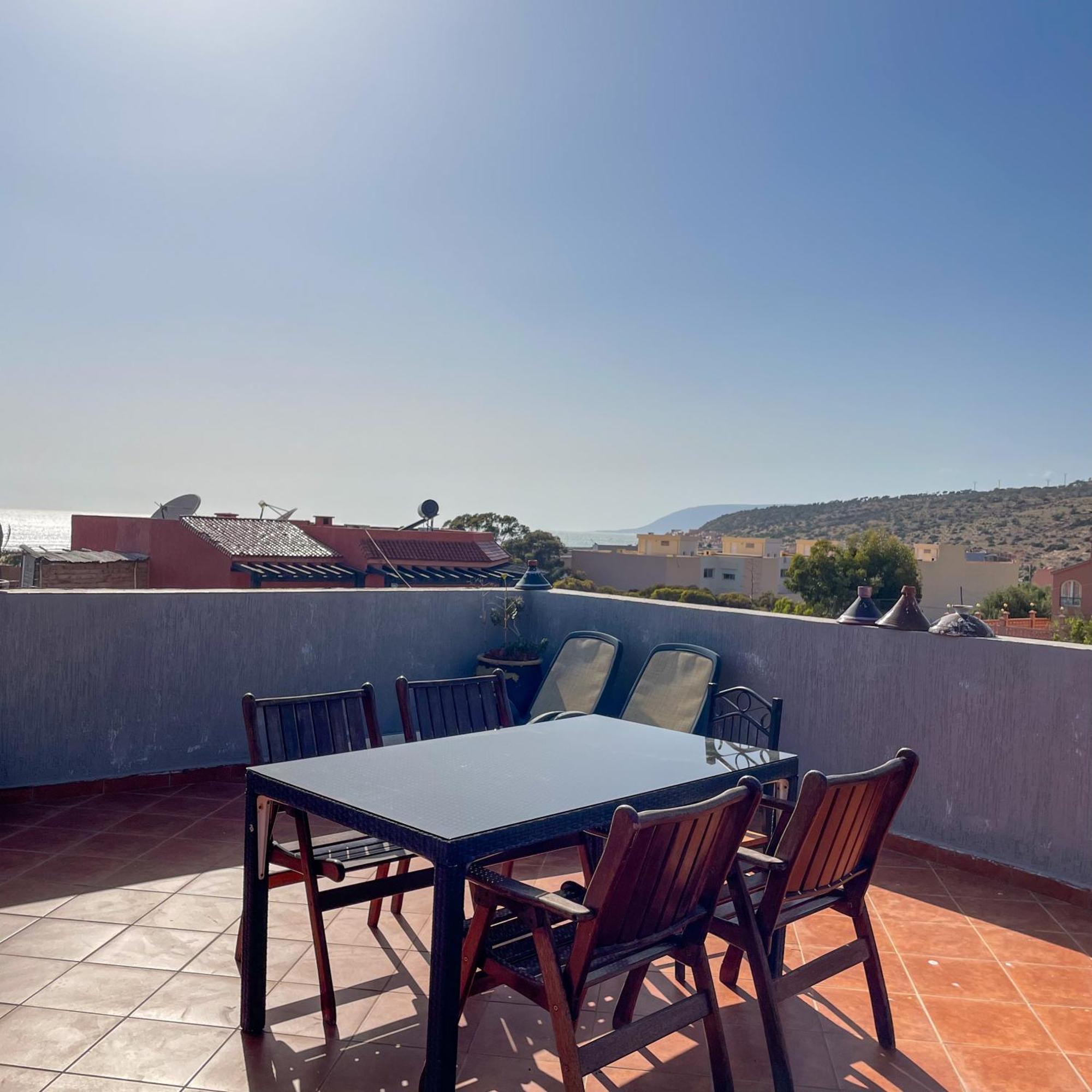 Apartment Surf And Hike With Moroccan Break