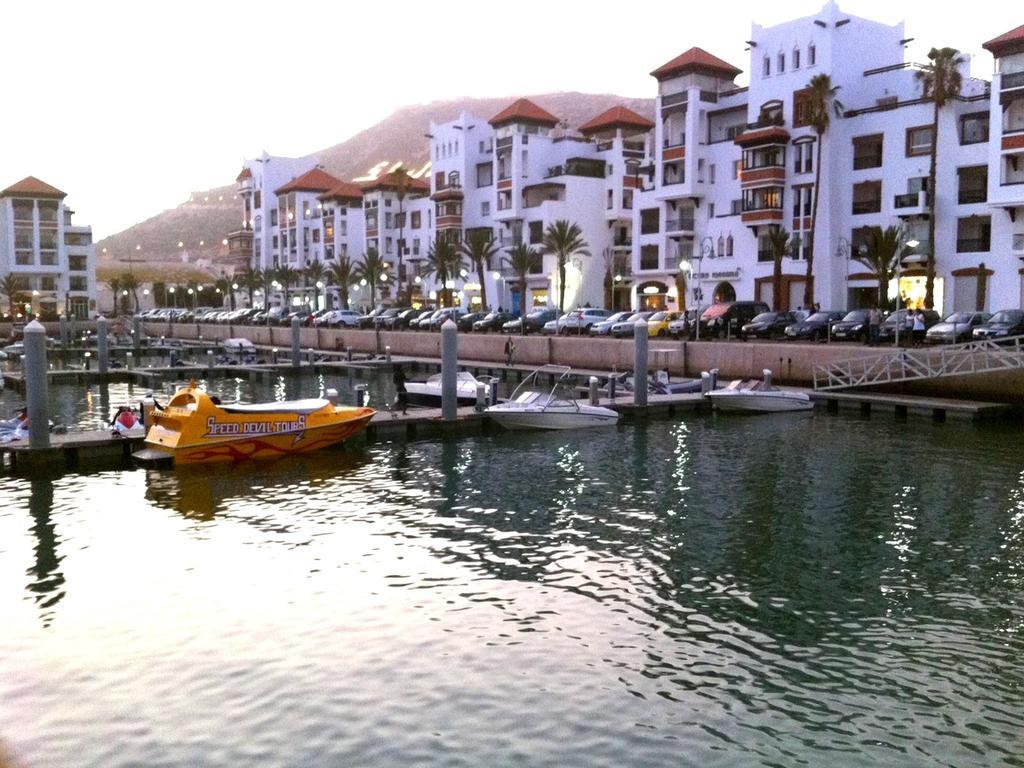 Luxury Marina Apartment *