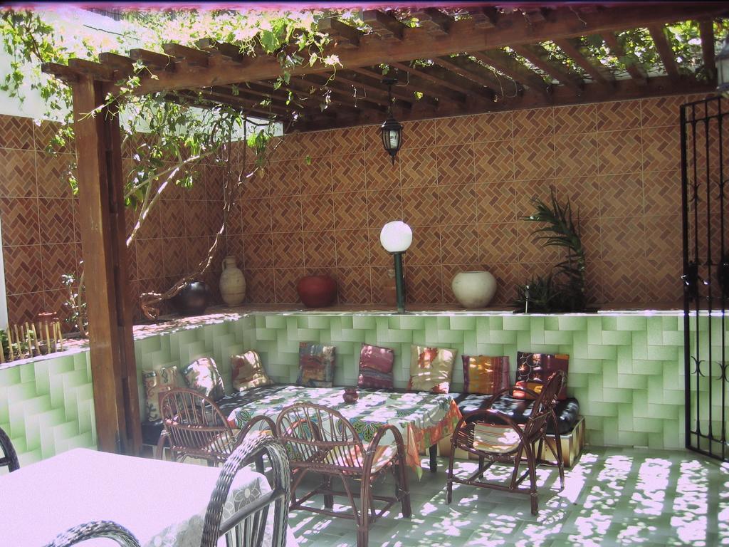 La Porte Des \u00c9toiles