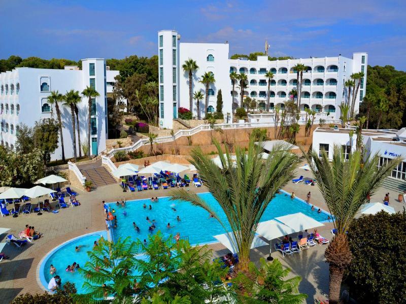 Tivoli Hotel 4*