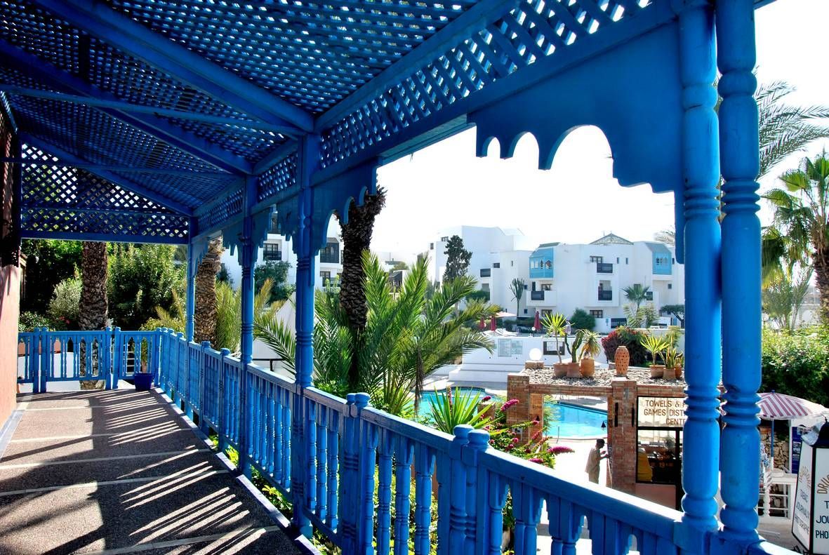El Pueblo Tamlelt Hotel