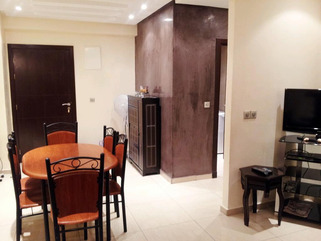 Islane Apartment