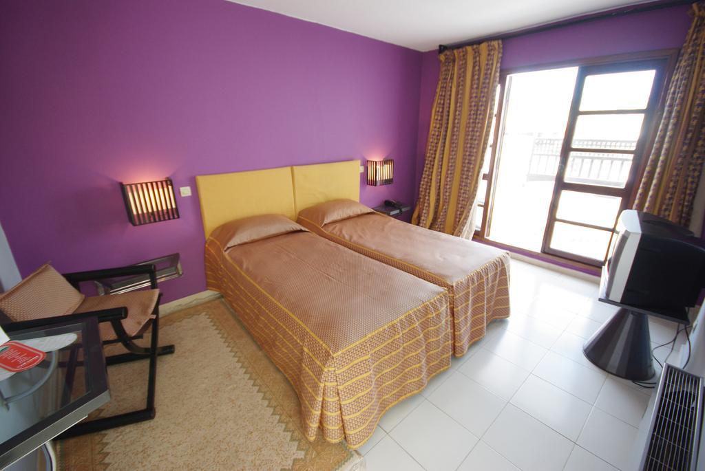 El Pueblo Tamlelt Hotel 3*