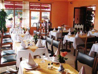 Les Palmiers Hotel *