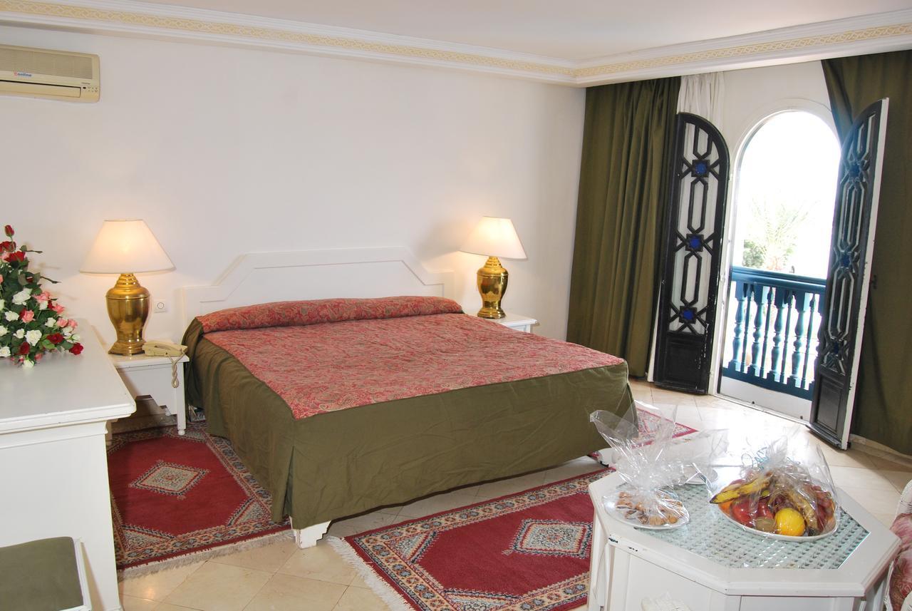 Mogador Al Madina 4*