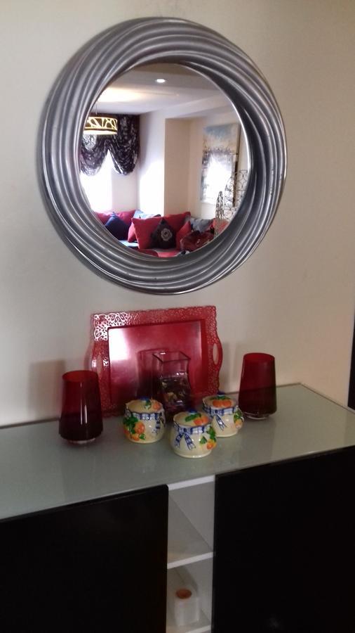 Islane Apartment