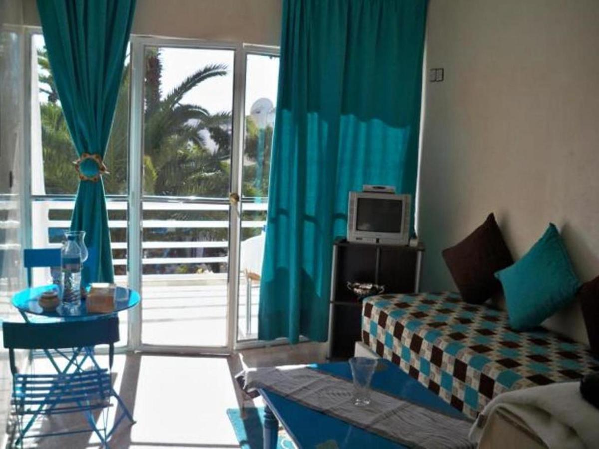 Tafat Aparthotel 2*