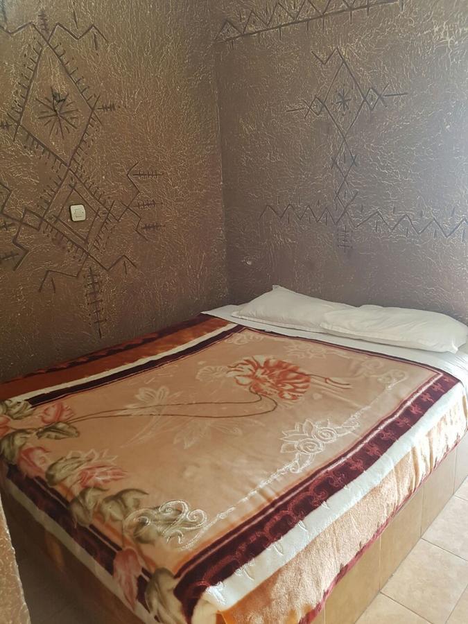 Tafat Aparthotel 2*