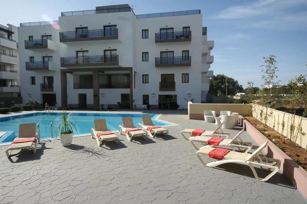 Hotel La 4*