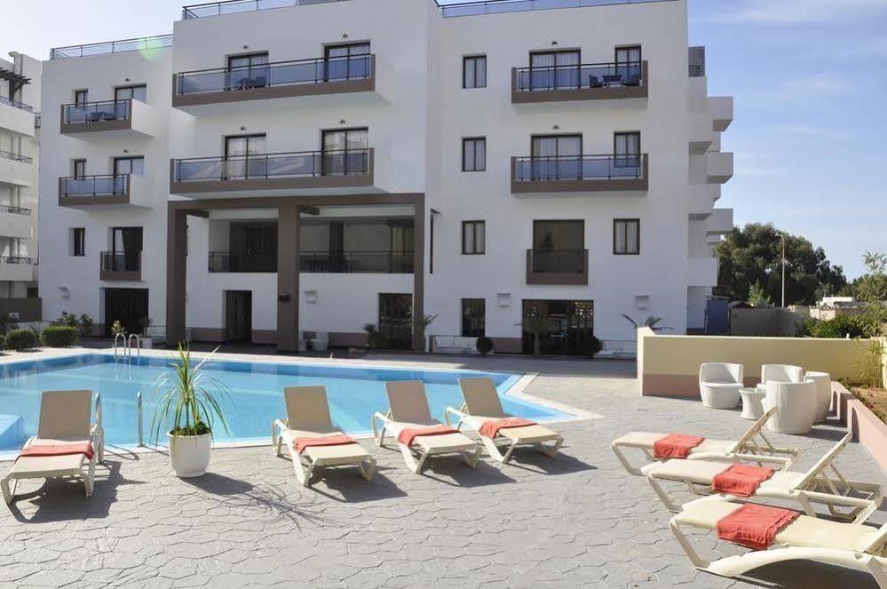 Hotel La 4*