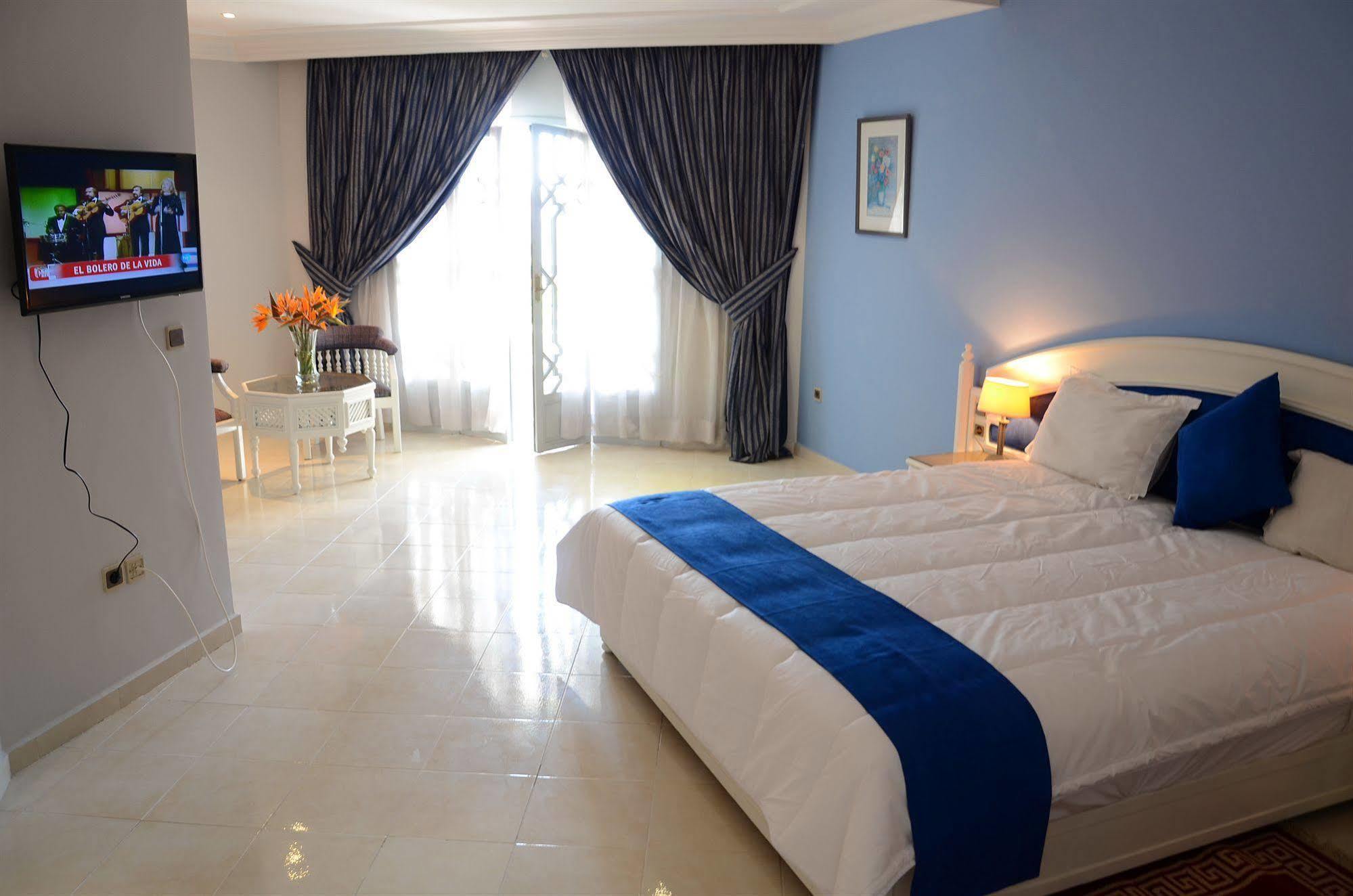 Tivoli Hotel