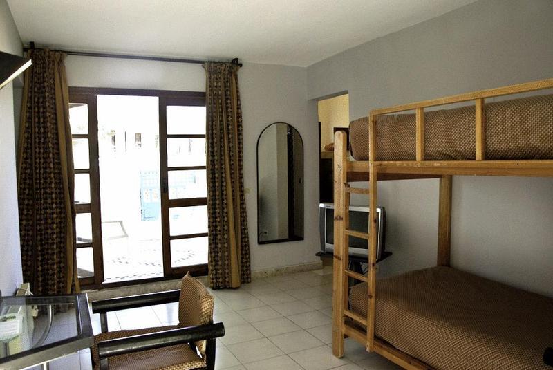 Hotel El Pueblo Tamlelt 3*
