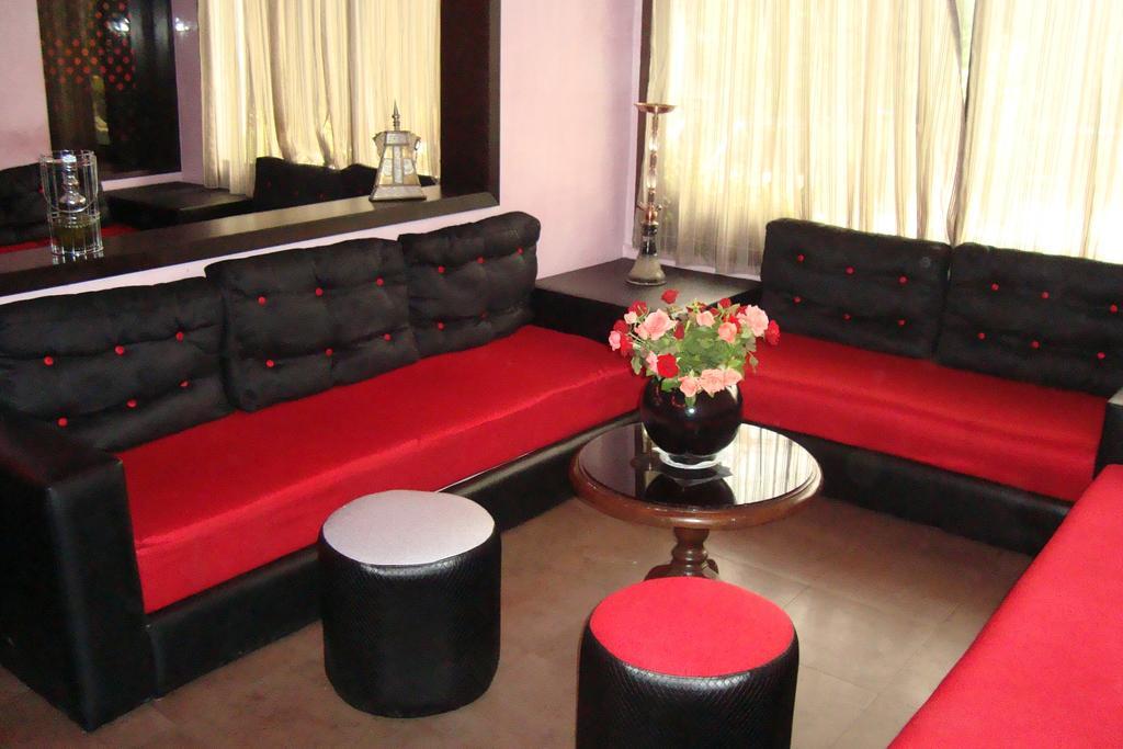 New Farah Hotel
