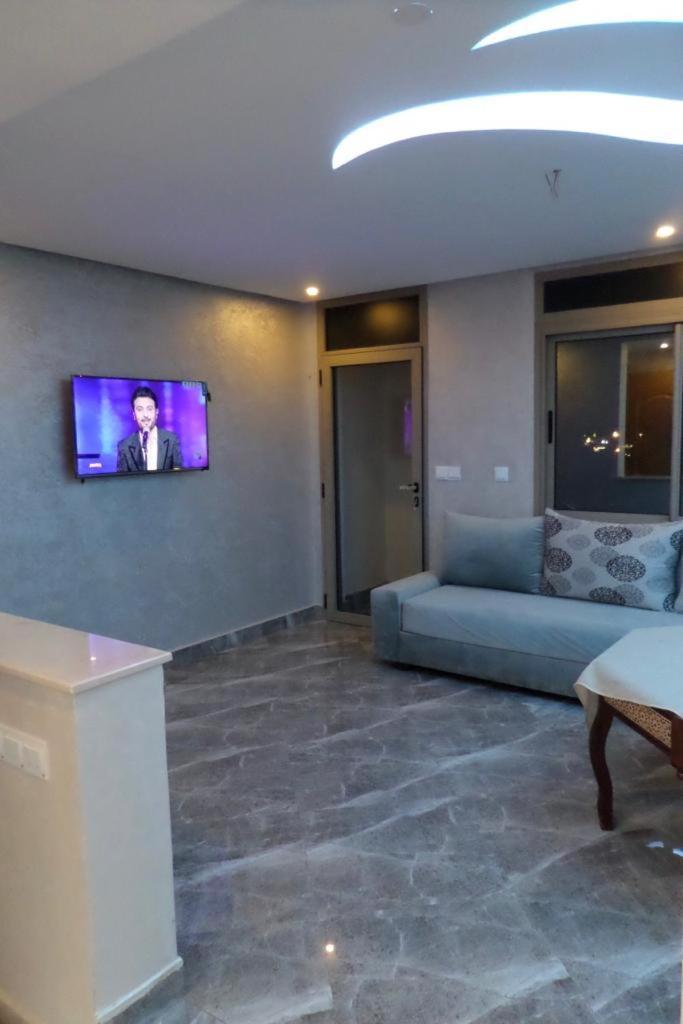 Studio Deluxe In *