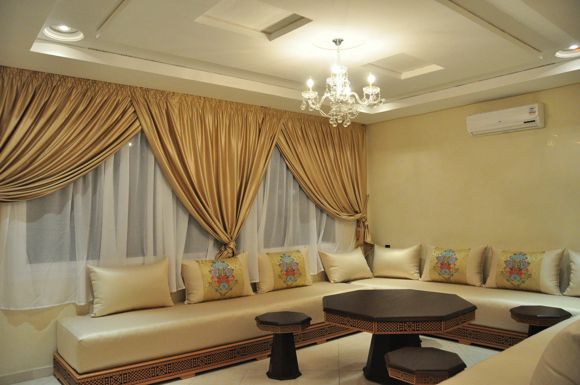 Amwaj Appart hôtel 3*
