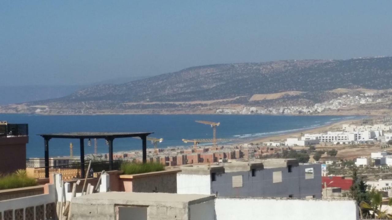 Blue Waves * Agadir
