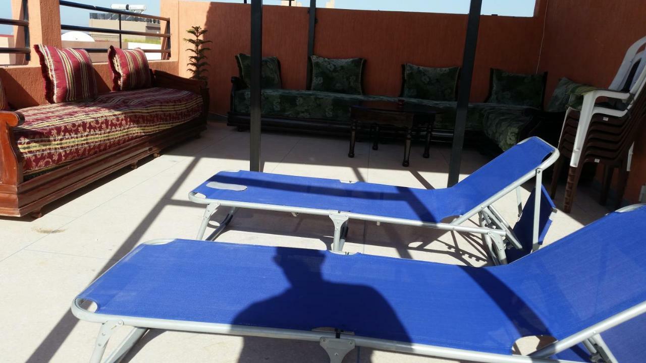 Blue Waves Appartement *