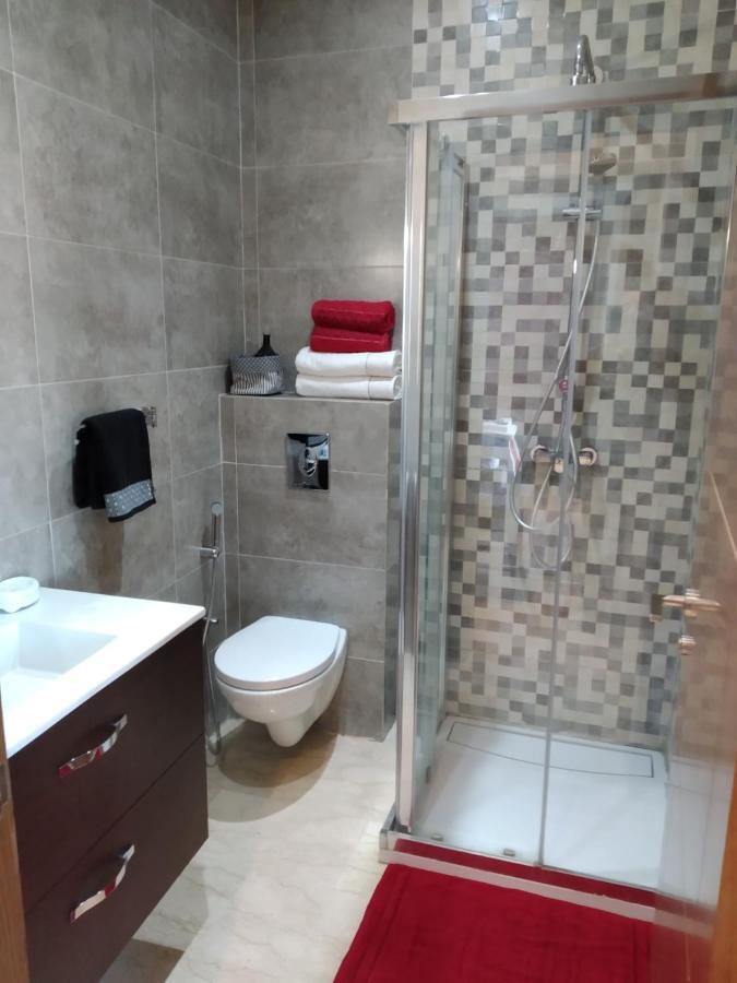 Tres Standing Piscine, + Netflix Apartment Agadir