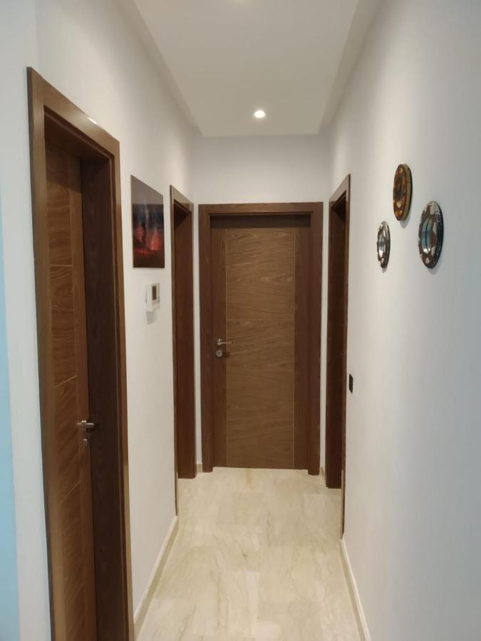 Tres Standing Piscine, + Netflix Apartment Agadir