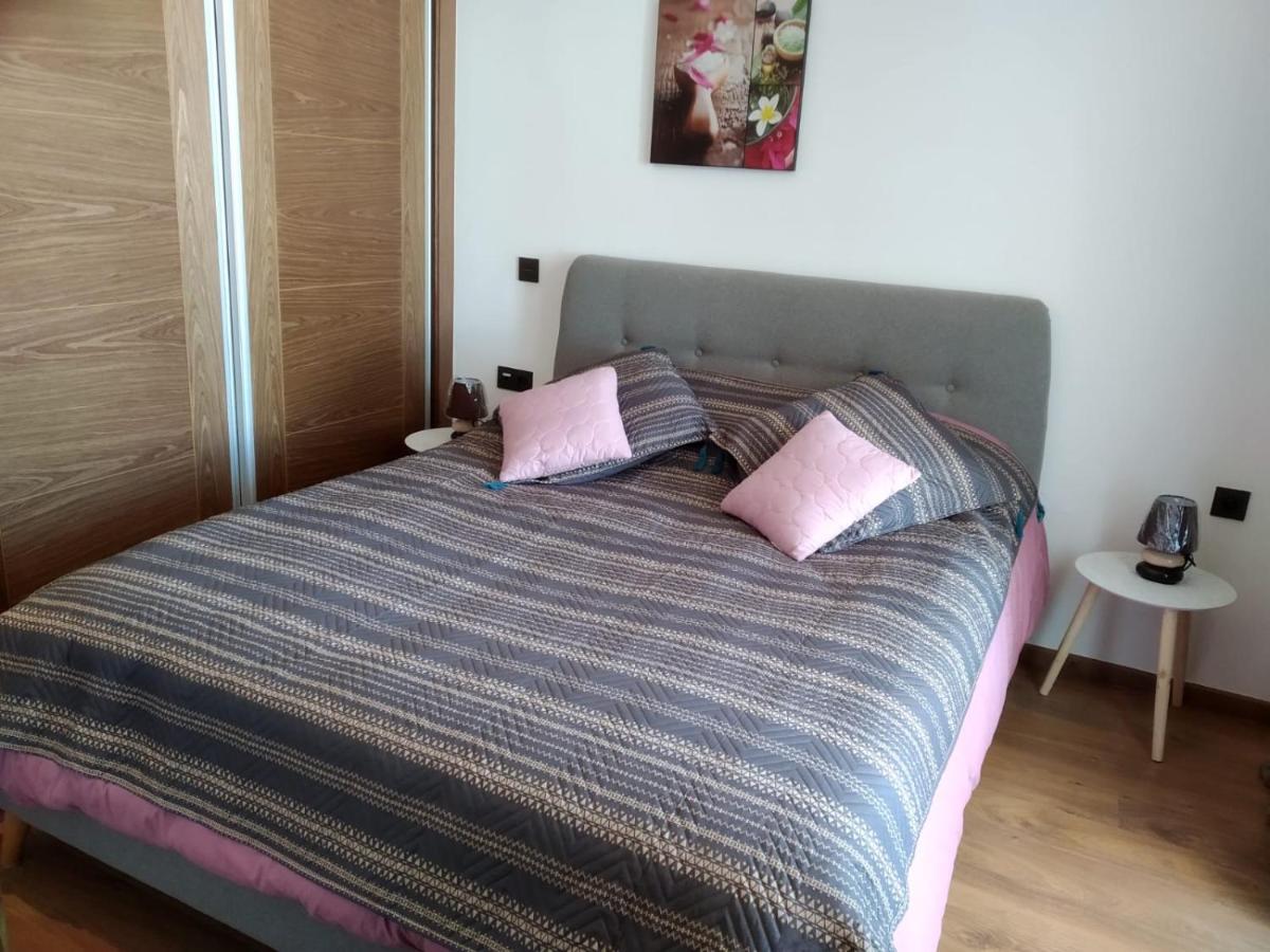Tres Standing Piscine, + Netflix Apartment *
