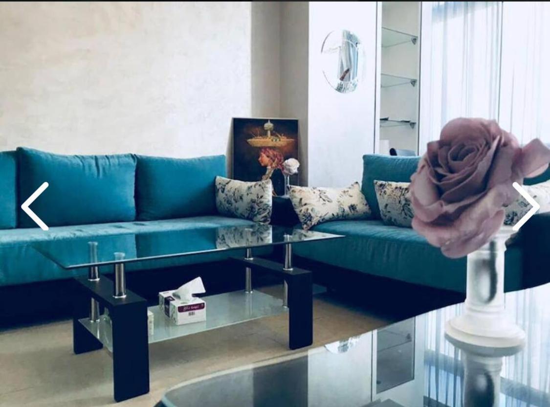 Islane Studio *