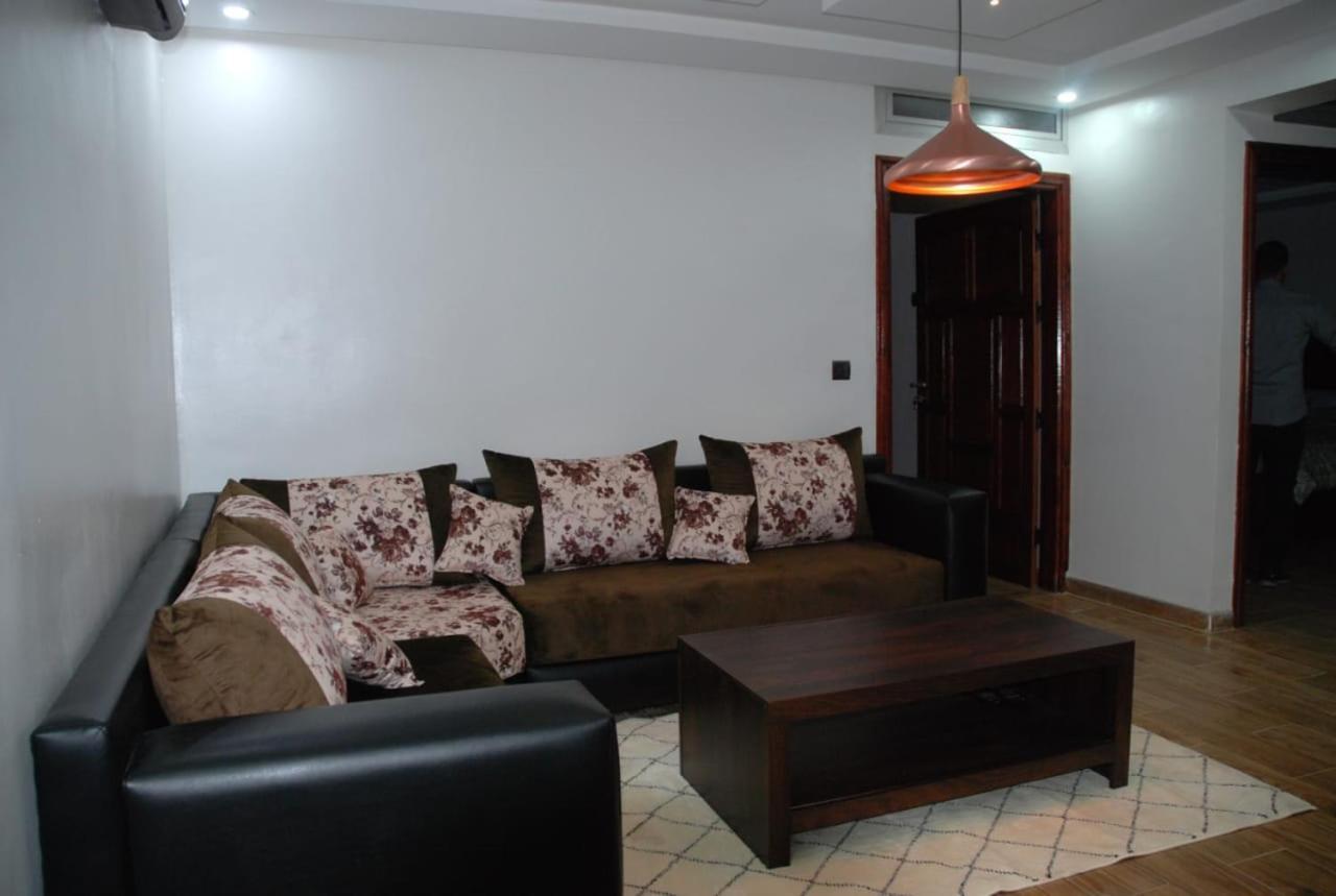 Elmoapart Apartment *