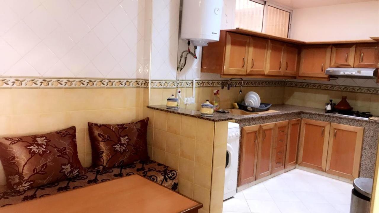 Apartment One Bedroom With View And Enclosed Garden At 2 Km Away From The