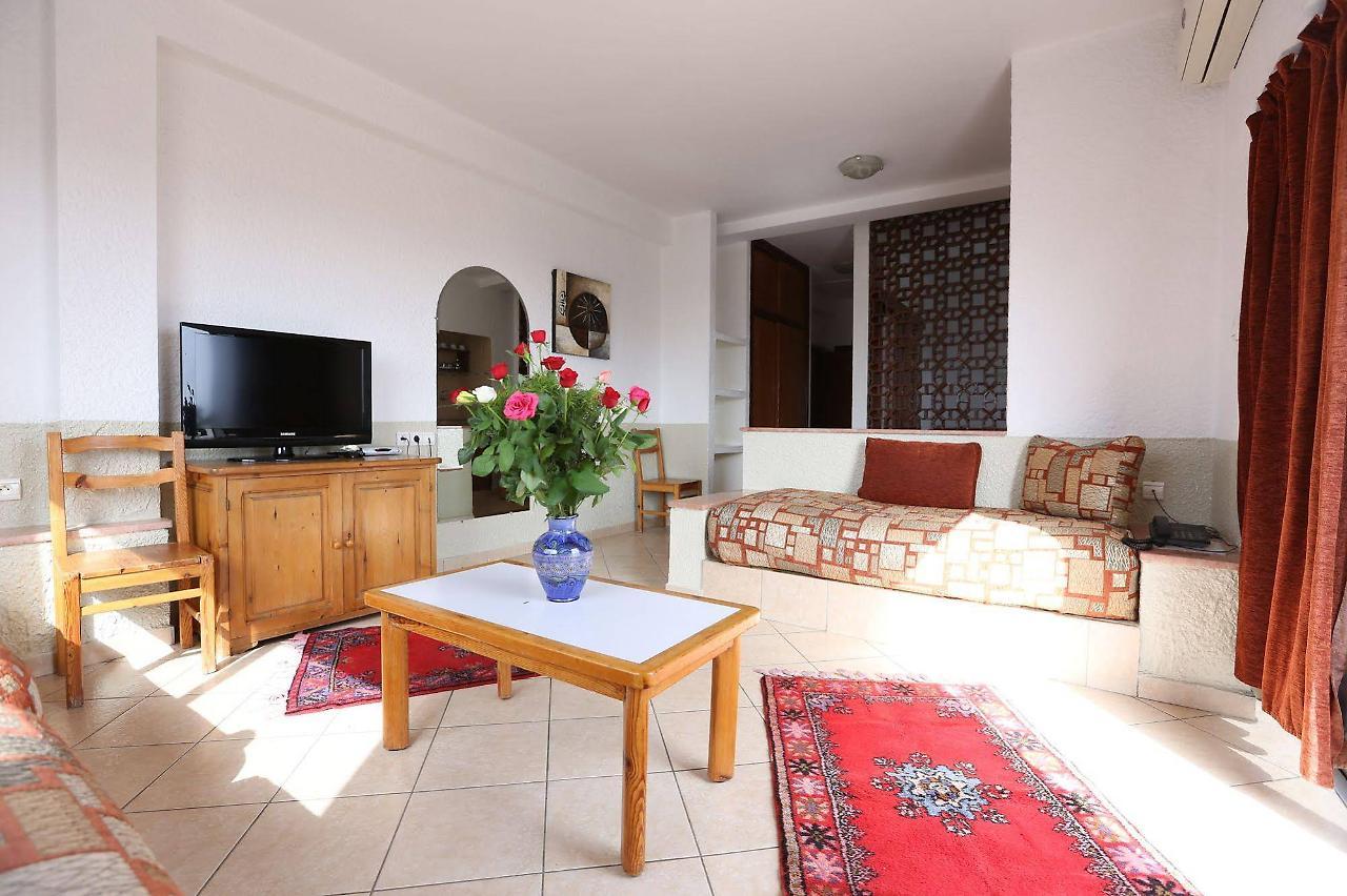 Studiotel Afoud Hotel 3*