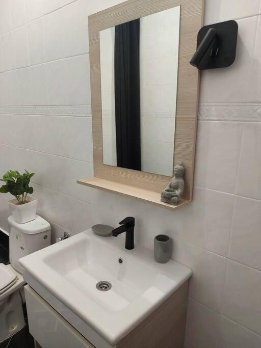 Casa De Lea: Entire Flat Near The Apartment Agadir