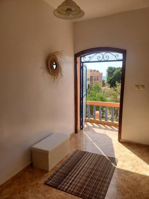 Casa De Lea: Entire Flat Near The Apartment *