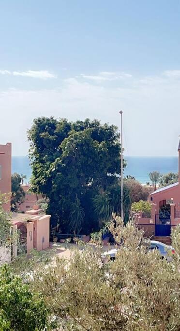 Apartment Casa De Lea: Entire Flat Near The *