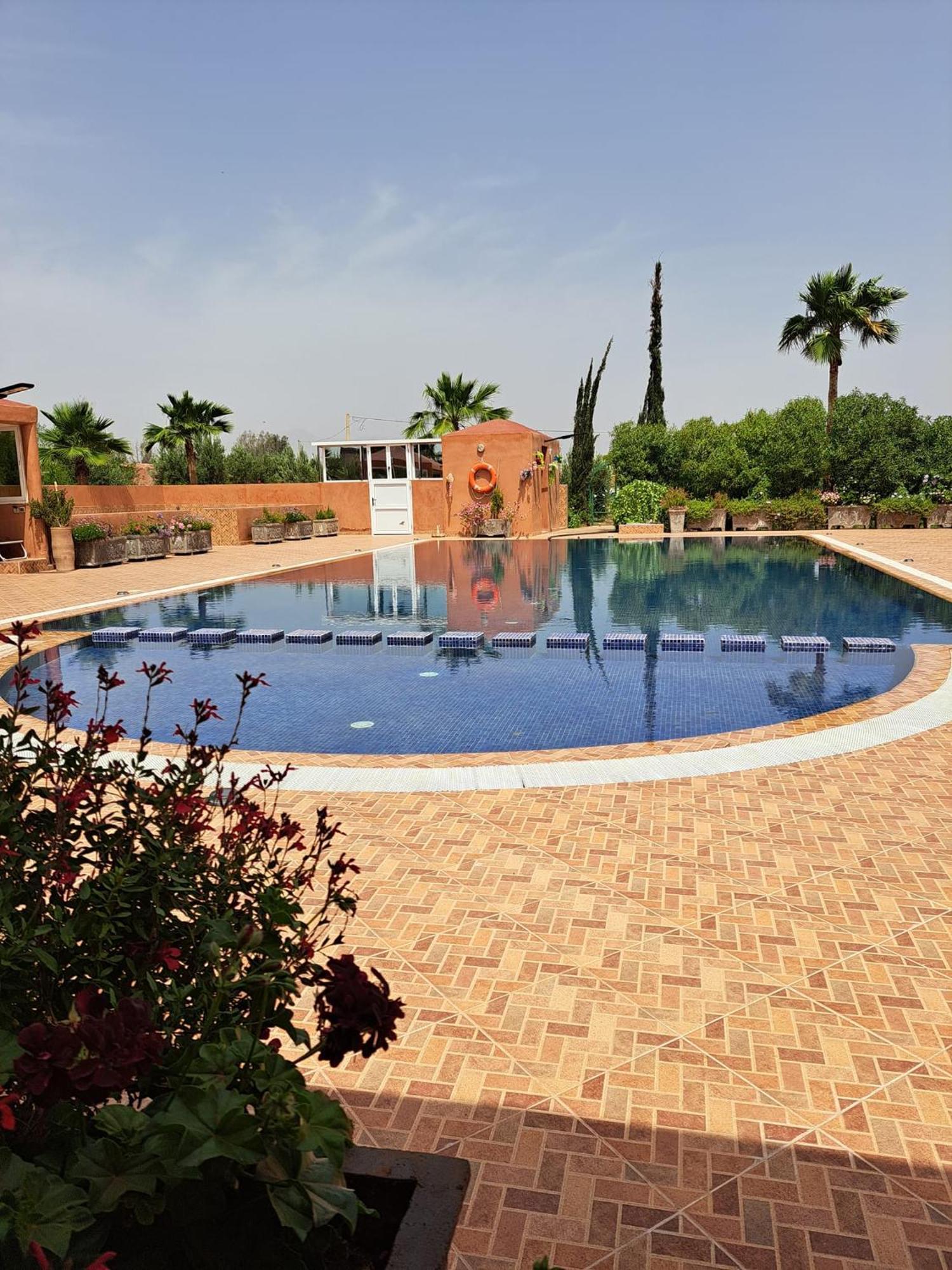 Villa Roja *