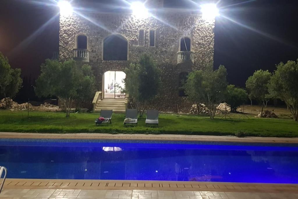 Ferme Avec Piscine Privee Holiday home *