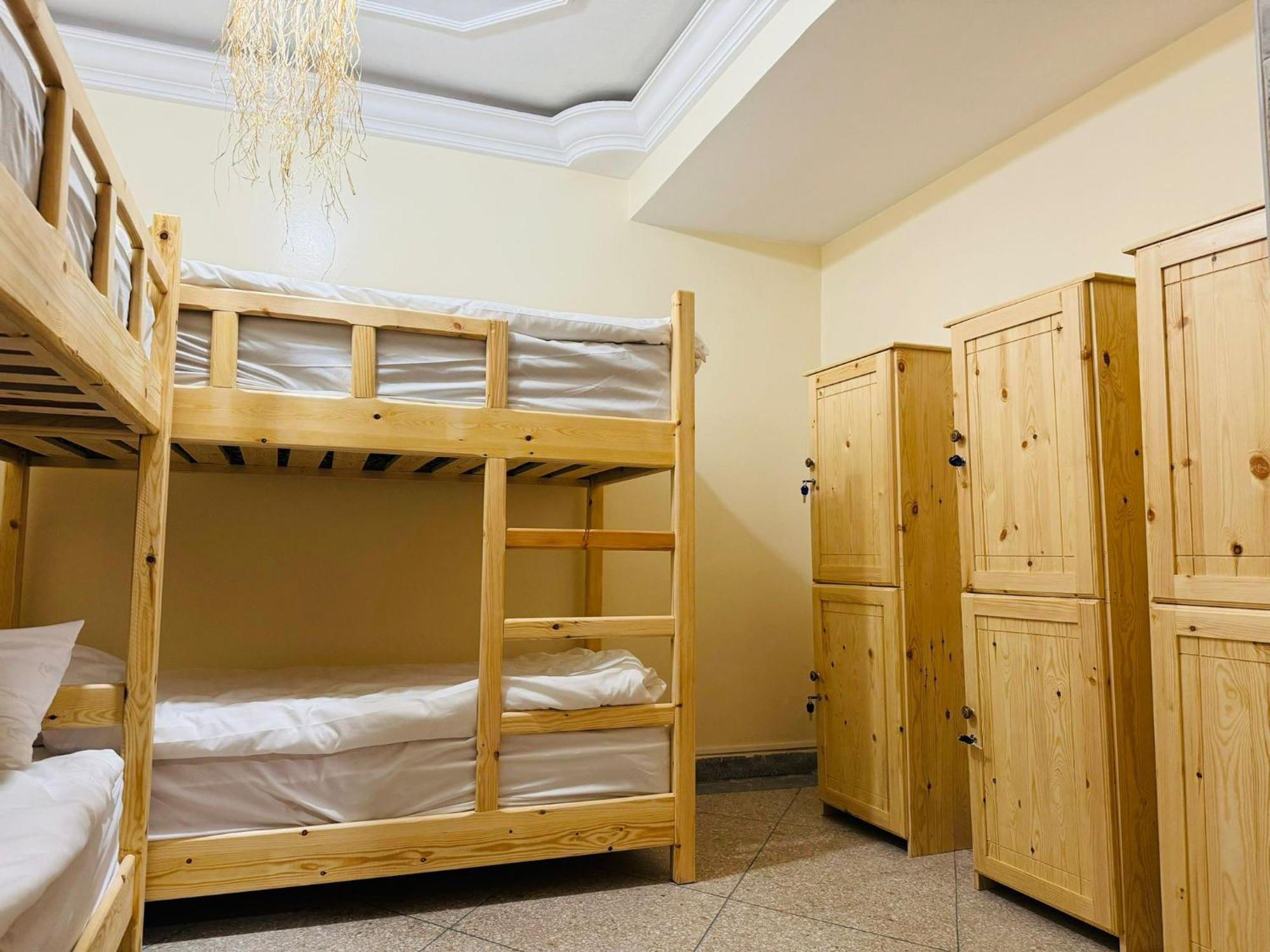 Hostel Tamount Surf House *