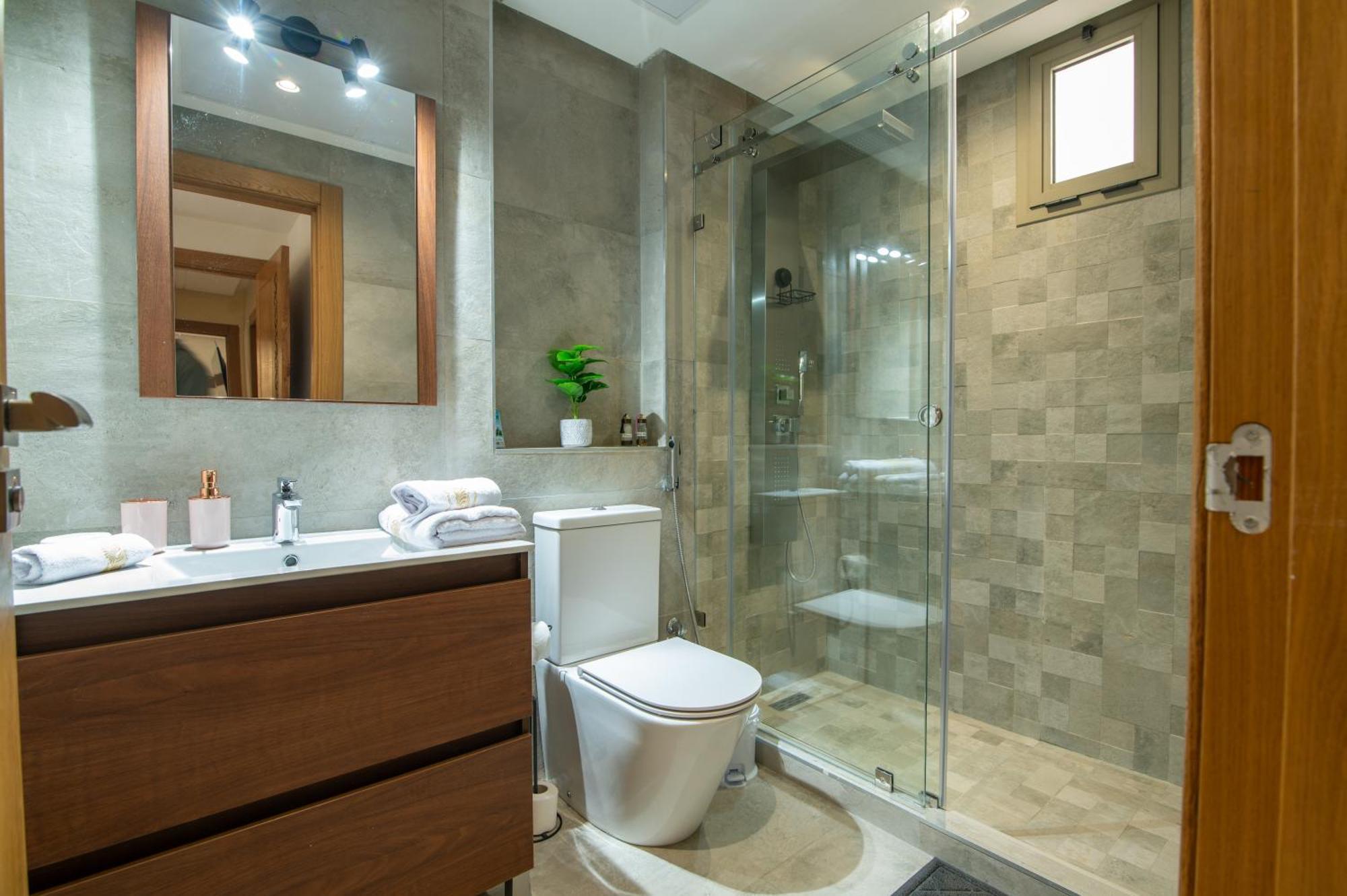 Luxury Seafront 102sqm With Wi-fi And Parking Appartement *