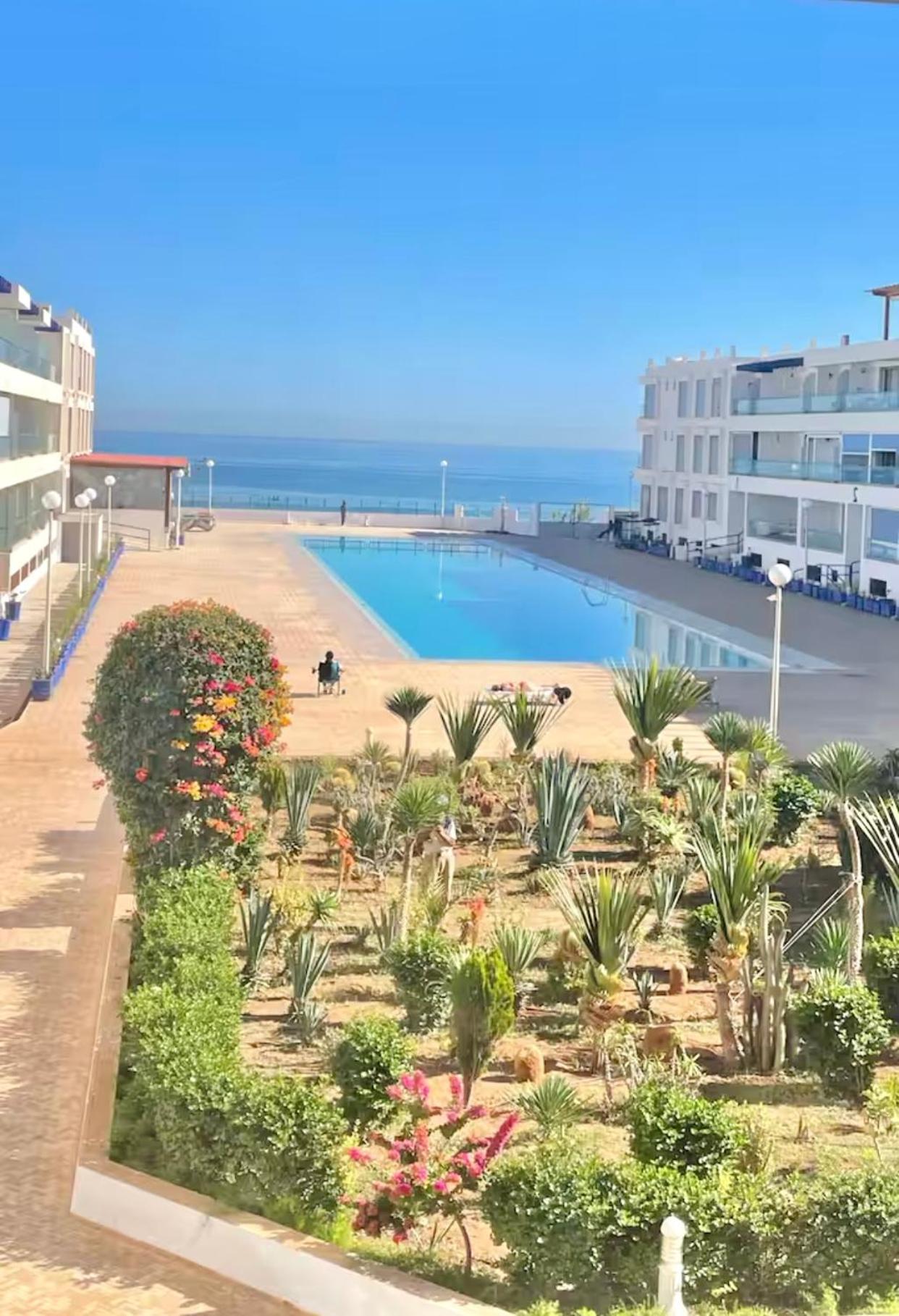 Elegance Et Serenite Vue Panoramique Et Piscine Privee *