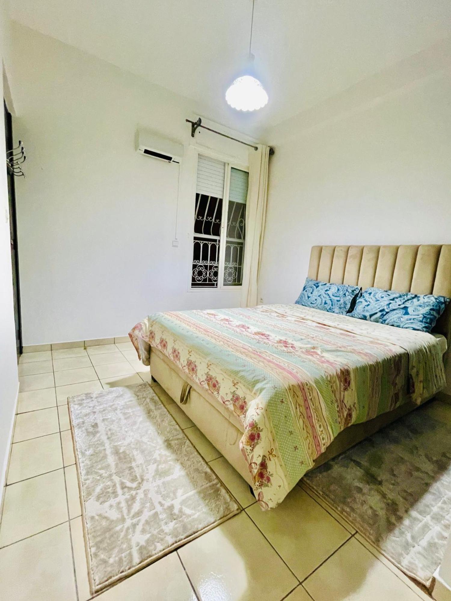 Appartement Cozy Apartment, In Secure *