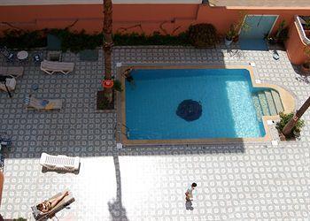 Hoteliere Fleurie 3*