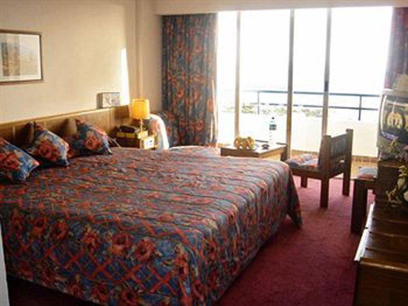 Aparthotel Anezi 3*