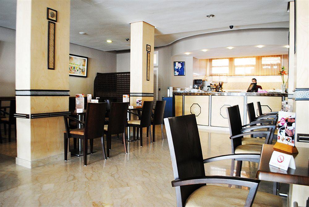 Hoteliere Fleurie Hotel