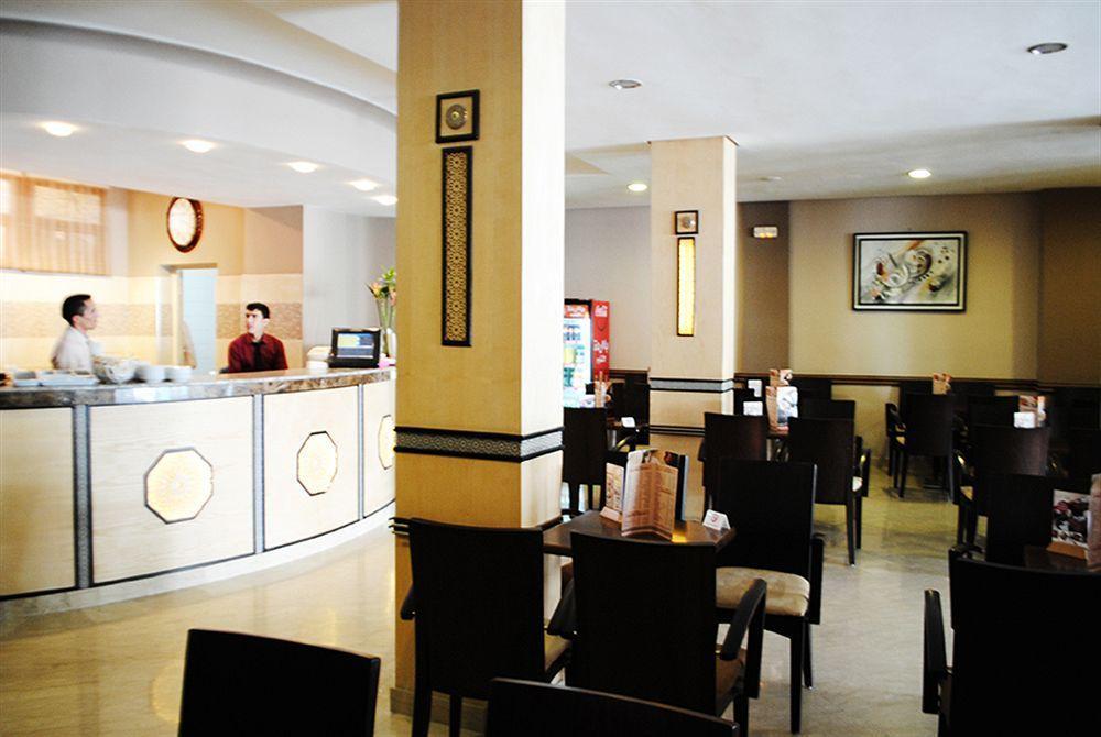 Hoteliere Fleurie 3*