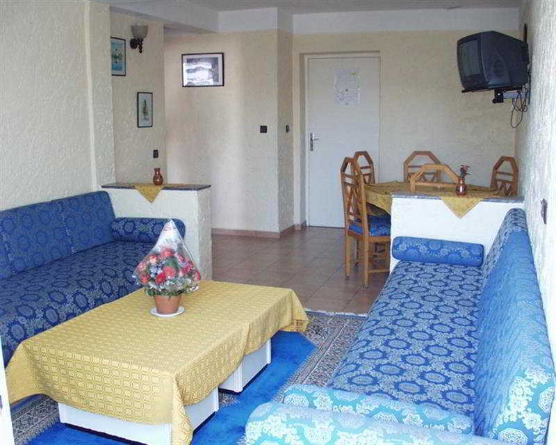 Hoteliere Fleurie 3*