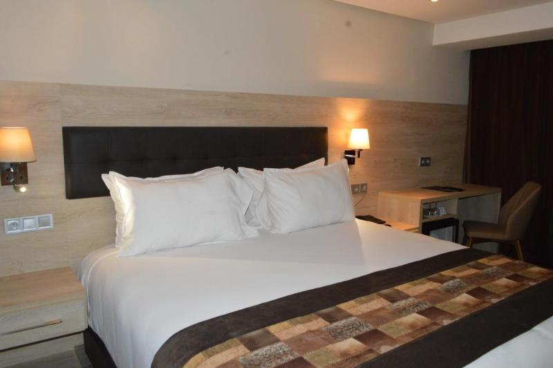 Aparthotel Anezi 3*