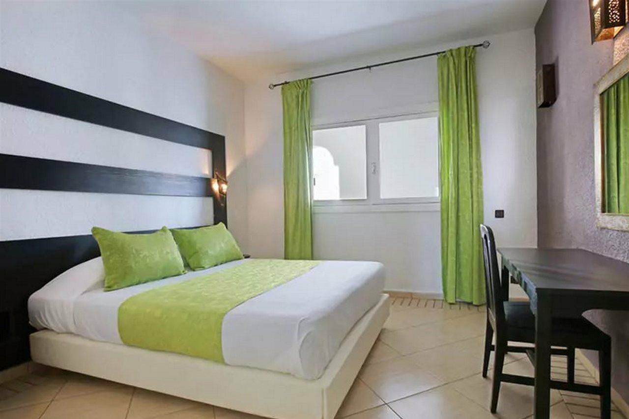 Aparthotel Anezi