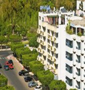 Hoteliere Fleurie Hotel 3*