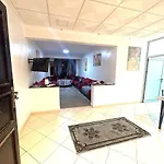 Grand Appartement Pas Loin De La Plage A Founty