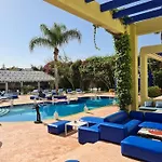 Villa Riadana