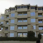 New Farah Hotel